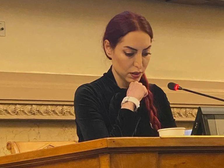 Μαρτυρία στην «Κ»: «Στο Ιράν οι γυναίκες αυτοκτονούν πυρπολώντας τον εαυτό τους»-2