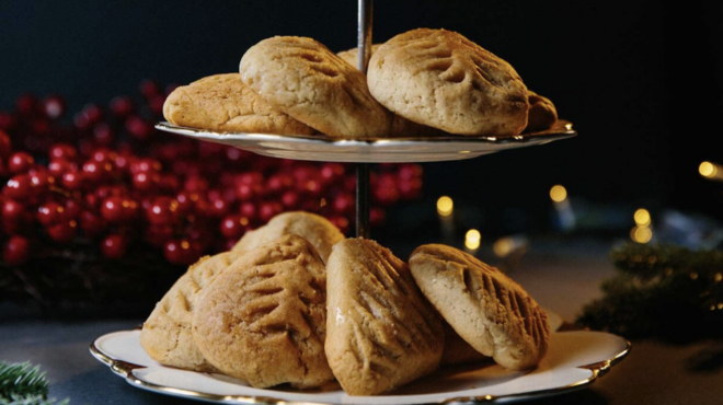 ισλί-μελομακάρονα-γεμιστά-από-τη-μικρ-563341126