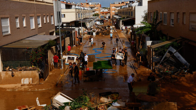 πλημμύρες-στην-ισπανία-λίμνη-στη-βαλέ-563301049