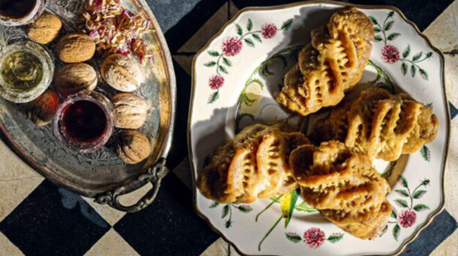 ιτσλί-ή-χανούμ-γκιρντάν-ένα-περίτεχνο-563344708