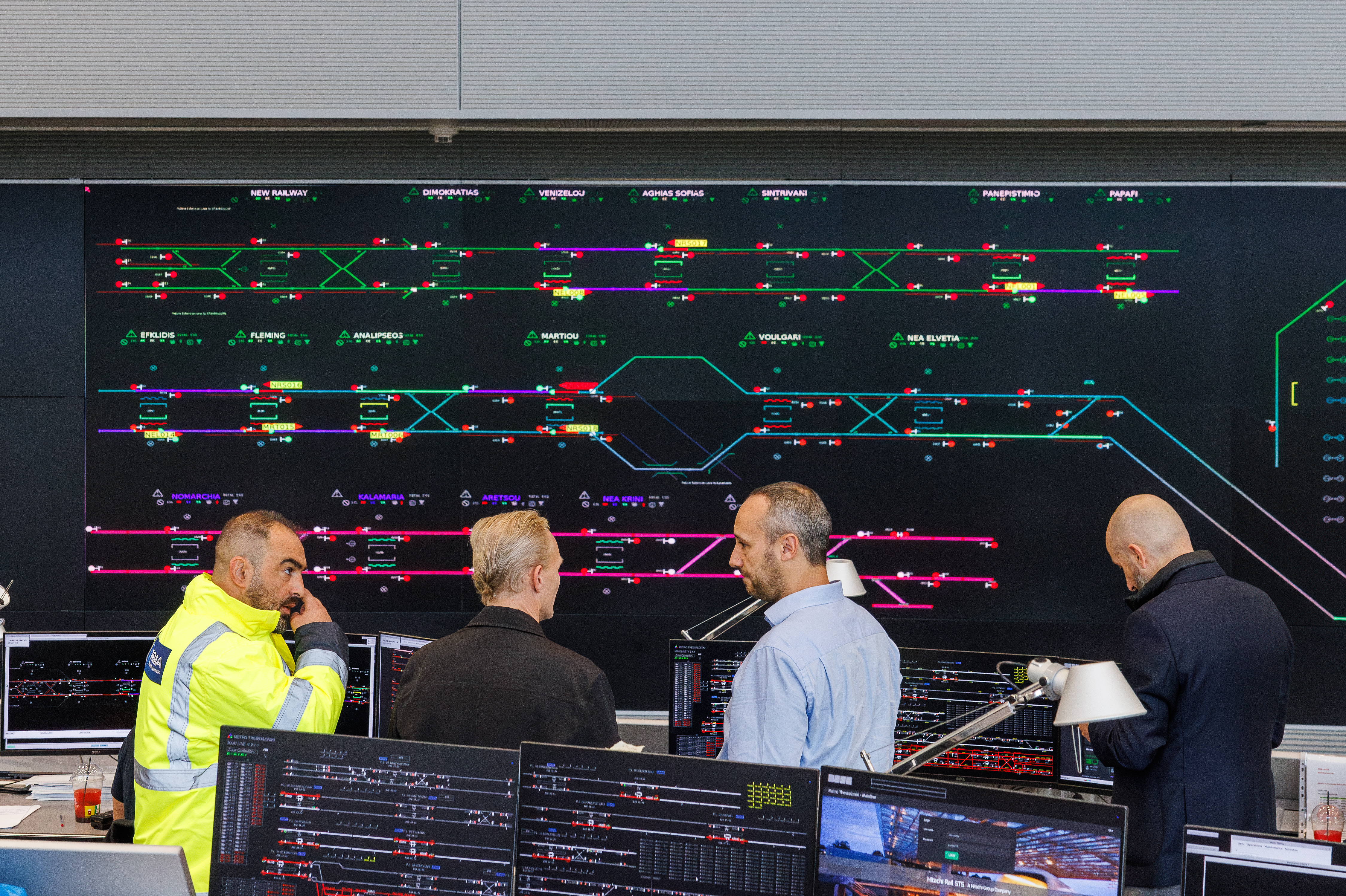 Διαβάστε στην «Καθημερινή της Κυριακής»-4