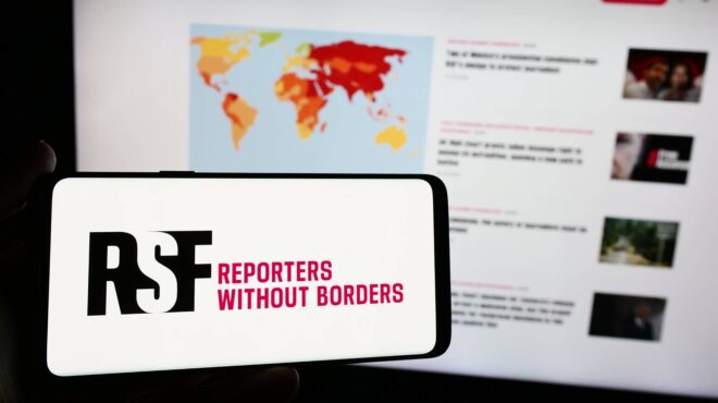 οι-δημοσιογράφοι-χωρίς-σύνορα-μηνύου-563323249