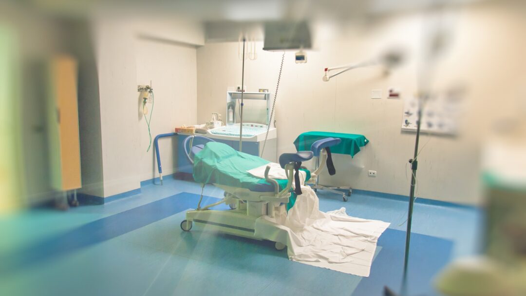 τα-μαιευτήρια-μετατρέπονται-σε-κλινι-563321137