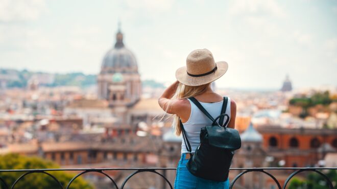 αμερικανοί-ψάχνουν-για-golden-visa-σε-ελλάδα-κα-563331856