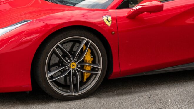 γιατί-η-ferrari-δεν-φοβάται-τους-δασμούς-του-563346244