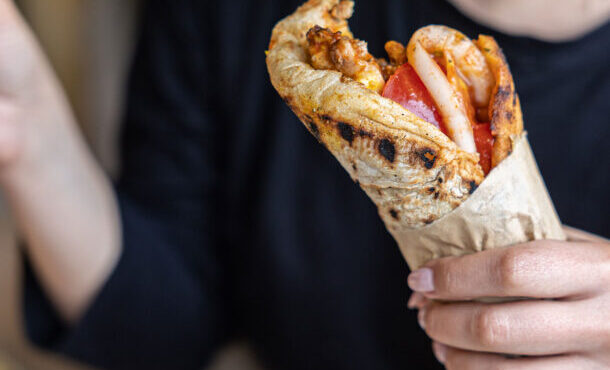 πολυεθνικές-εστίασης-σουβλατζίδικ-563347009