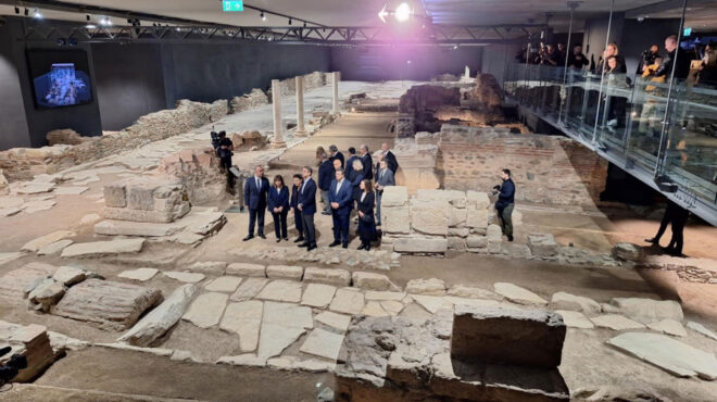 μετρό-θεσσαλονίκης-παρουσία-της-πτδ-κ-563347927