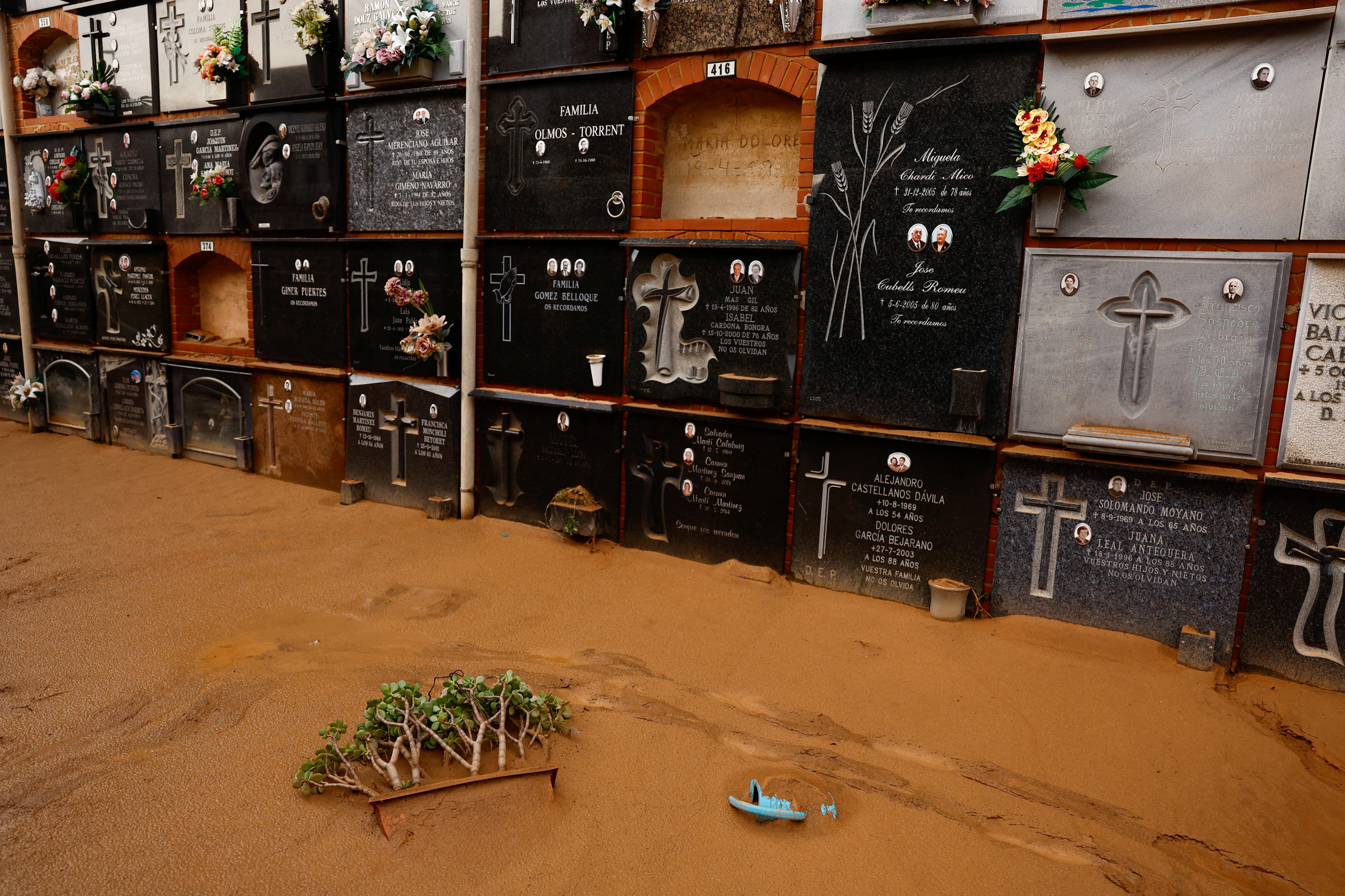 Ισπανία: Ξεπέρασαν τους 200 οι νεκροί από τις καταστροφικές πλημμύρες-1