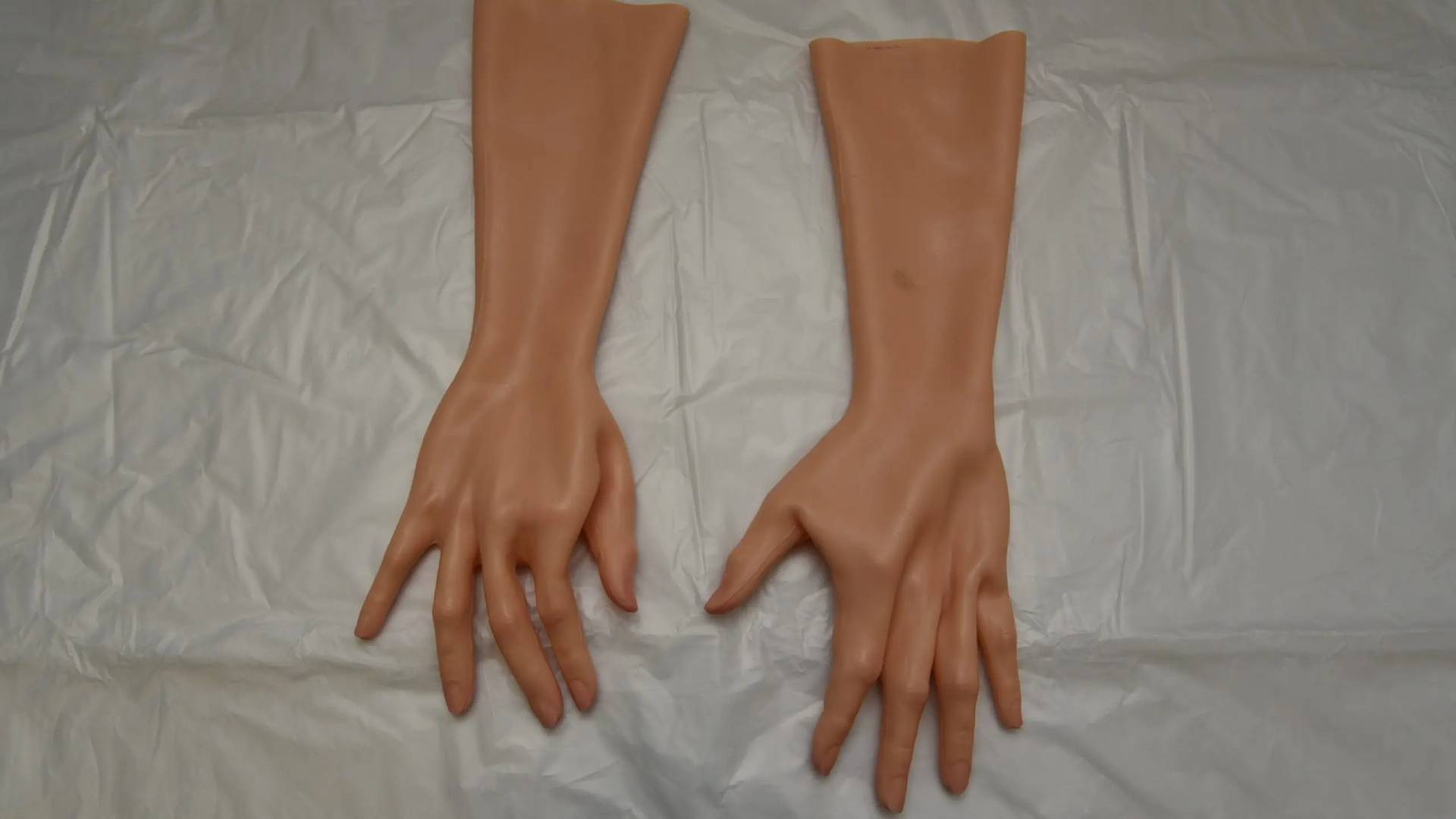 Αμπελόκηποι: Μάσκες, σχεδιαγράμματα και όπλα – Τα ευρήματα της Αντιτρομοκρατικής-7