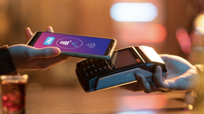 όλο-και-πιο-ψηφιακή-γίνεται-η-ελληνική-563387263