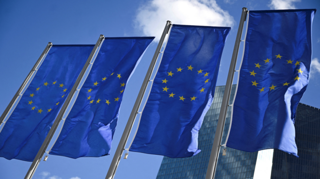 ε-ε-κυρώσεις-για-τον-σκιώδη-στόλο-τη-563376427