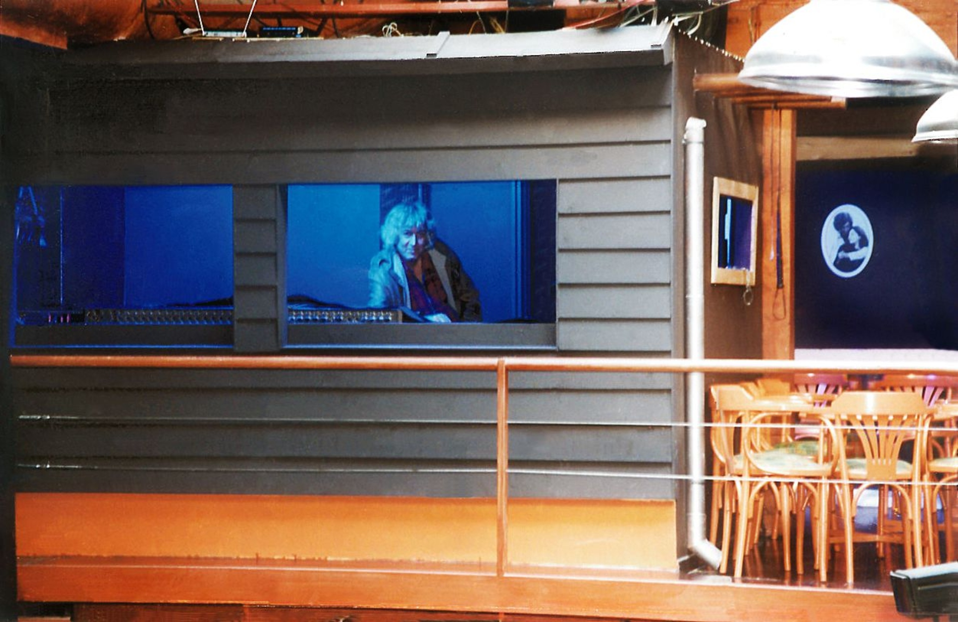 Πολύ μεράκι, πολλή αγάπη και πολύ Κηλαηδόνη – Επιστρέφει το Πατάρι του Λουκιάνου-6