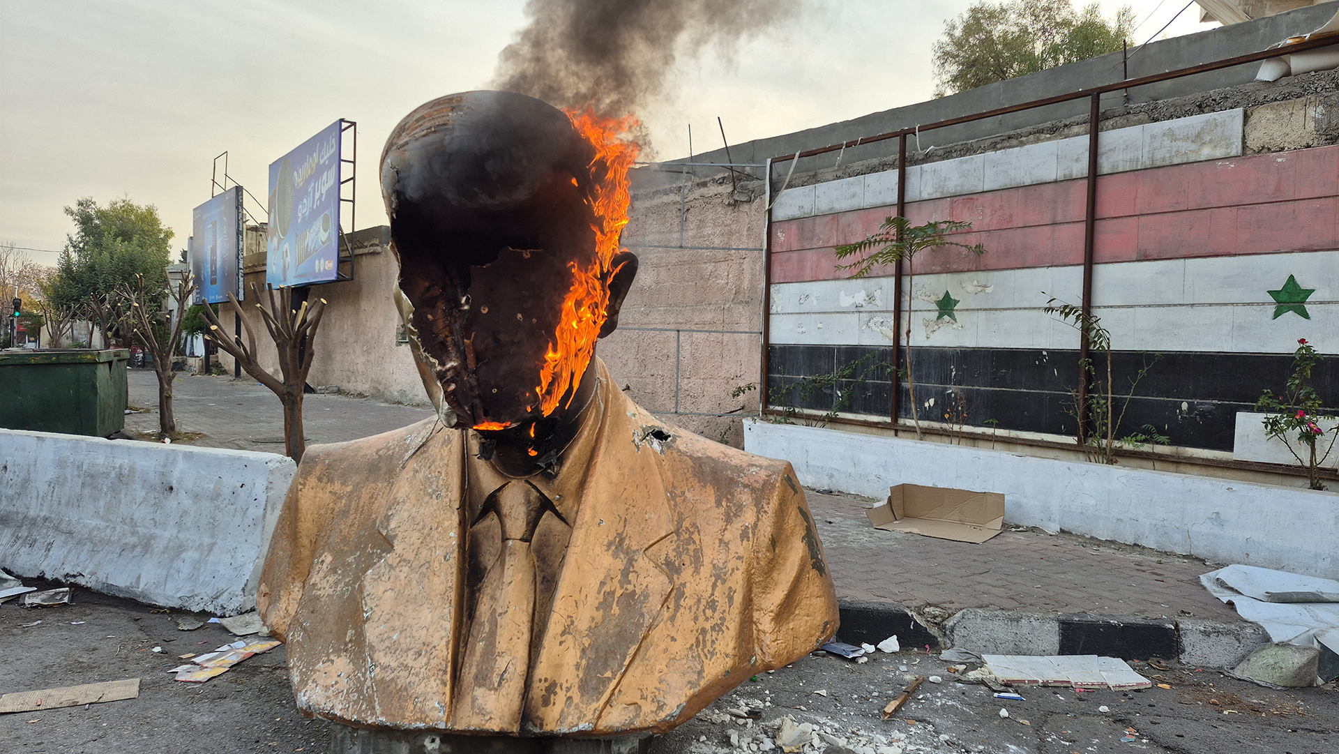 Η «Κ» στη Δαμασκό: Αντάρτες και μικρά παιδιά πίσω από τις μπαλακλάβες-1