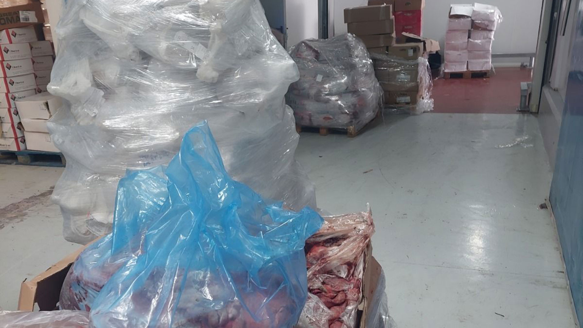 Περιφέρεια Αττικής: Κατασχέθηκαν 25 τόνοι αλλοιωμένων κρεάτων-4