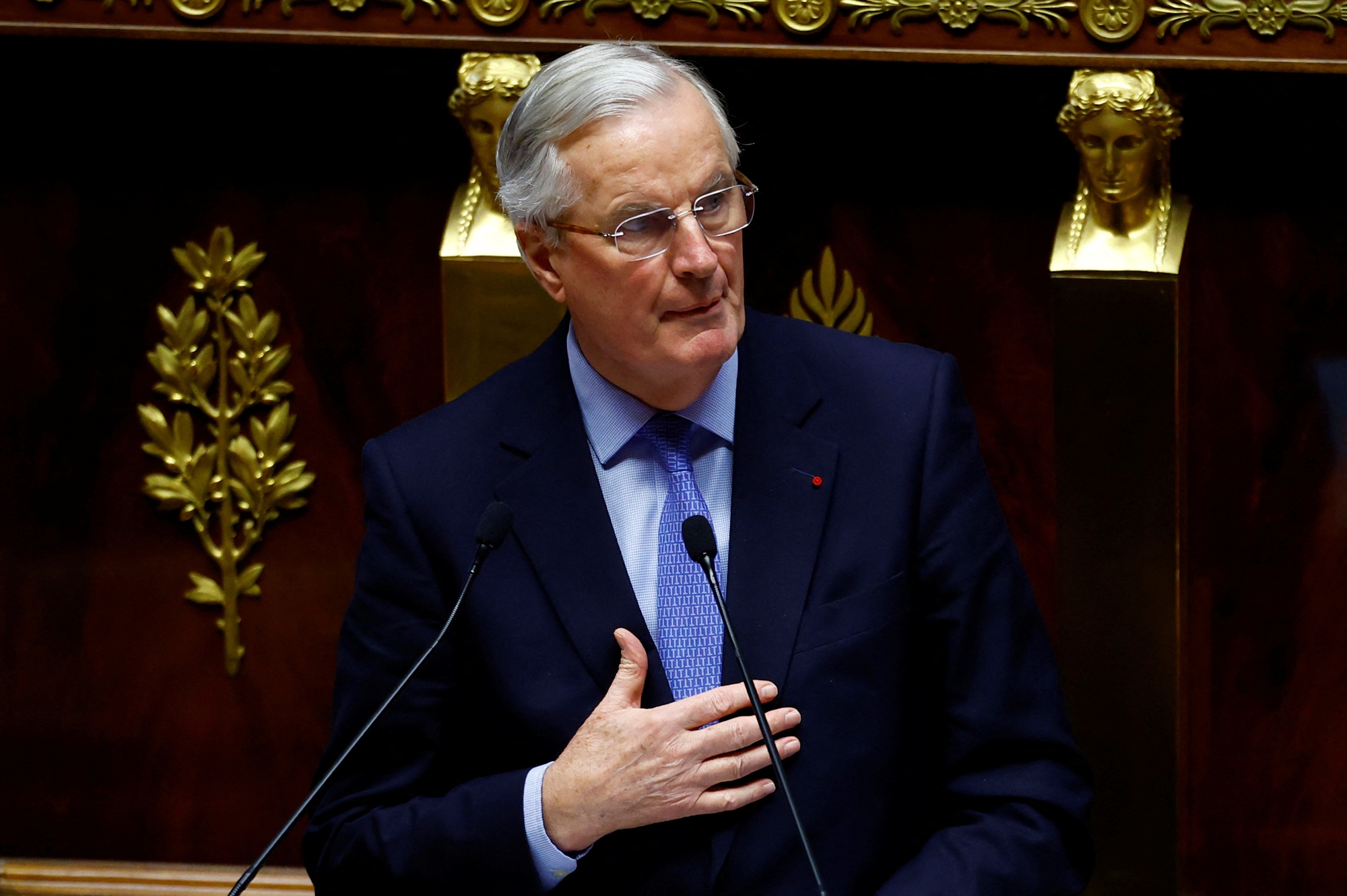 Γαλλία: Eπεσε ο Μπαρνιέ – Υπό πίεση ο Μακρόν, αναζητεί νέο πρωθυπουργό-1