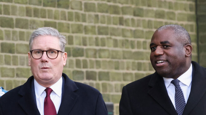 βρετανία-βοήθεια-50-εκατομμυρίων-στερλ-563375899