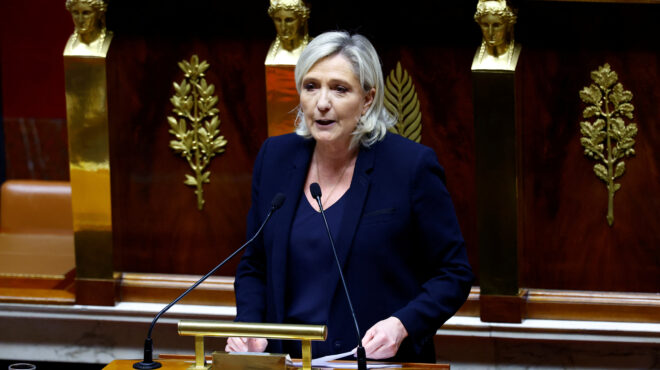 λεπέν-δεν-ζητώ-την-παραίτηση-του-εμανο-563356558