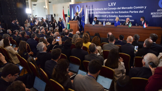 ιστορική-εμπορική-συμφωνία-της-ε-ε-με-τ-563360020