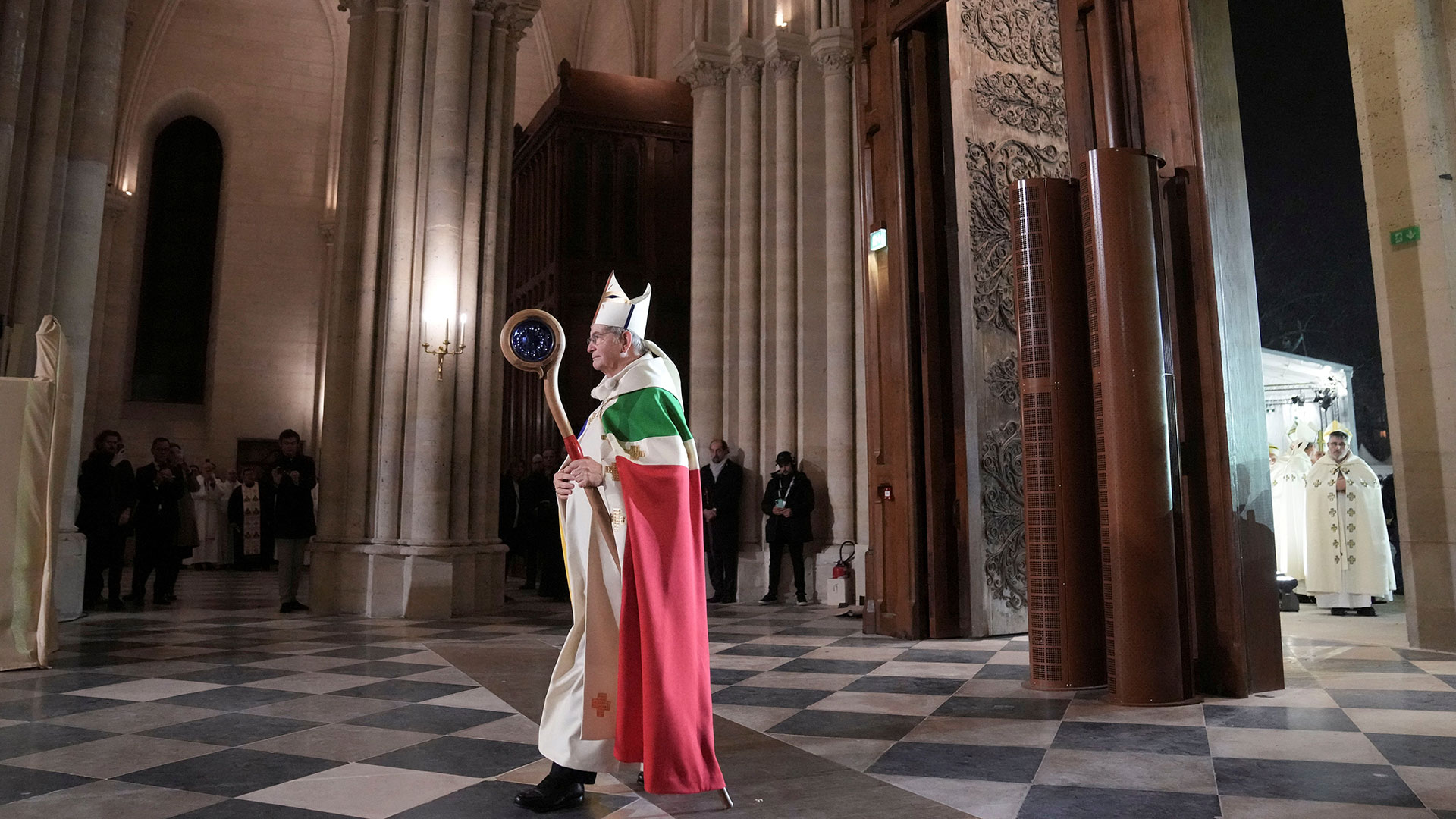 Παναγία των Παρισίων: Λαμπερή τελετή, υψηλοί προσκεκλημένοι-6