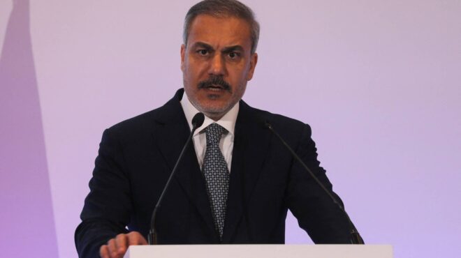 χακάν-φιντάν-δεν-είχαμε-καμία-επαφή-μ-563363584