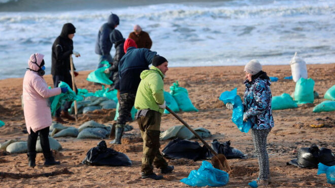 πετρελαιοκηλίδα-στη-μαύρη-θάλασσα-4-000-ε-563380375