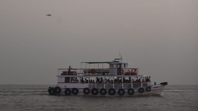 ινδία-σκάφος-του-πολεμικού-ναυτικού-ε-563380573