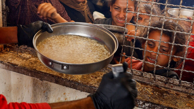 κρίση-στη-γάζα-οι-λεηλασίες-παραλύουν-563390491