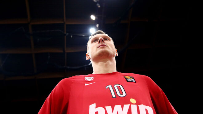 το-διαφορετικό-μονοπάτι-του-γιάνις-τί-563378620