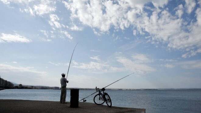 καιρός-μικρή-πτώση-της-θερμοκρασίας-563369860