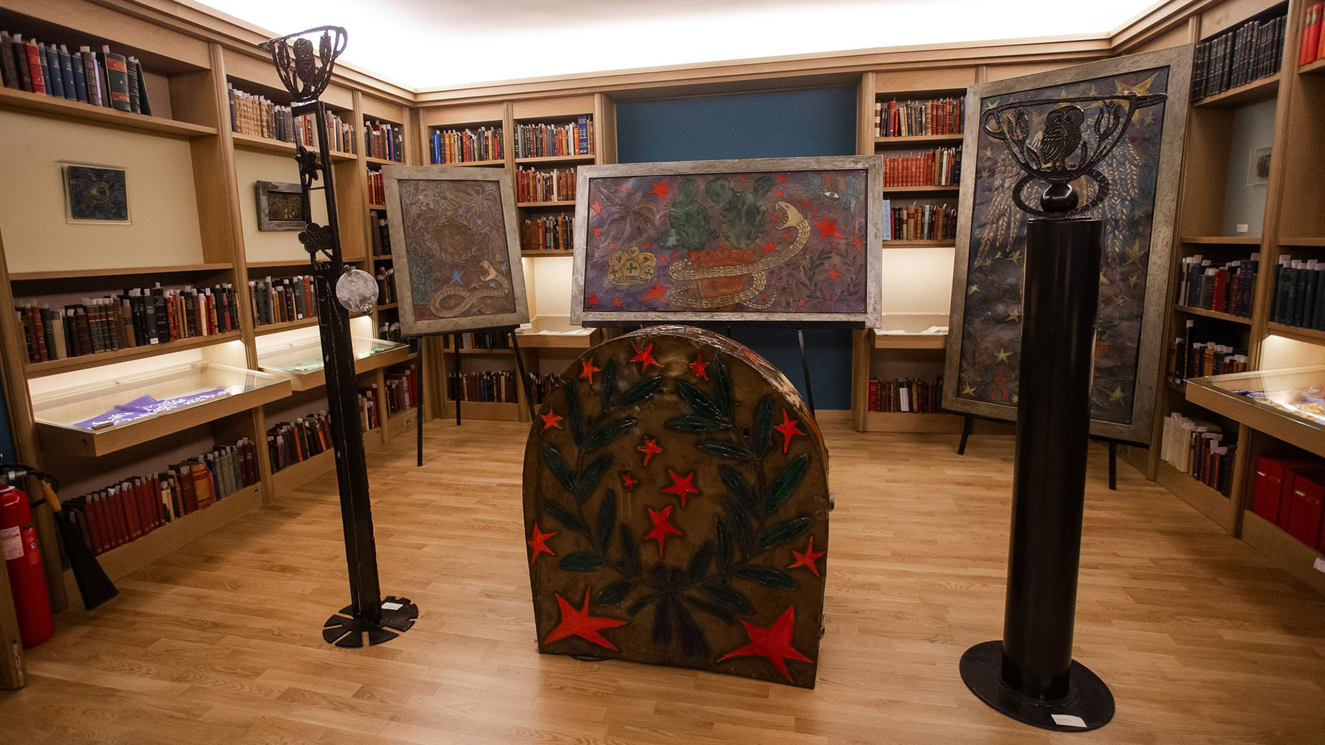 «Scripta manent», μια έκθεση του Νίκου Γιώργου Παπουτσίδη στην ΕΣΗΕΑ-2