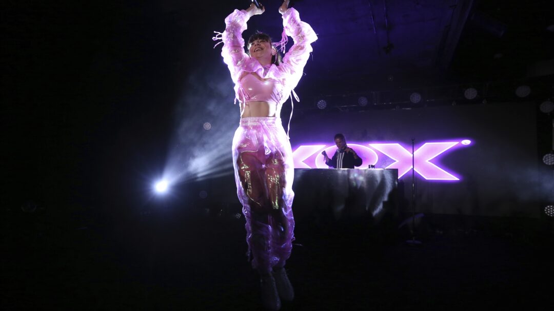 δίσκοι-που-δημιούργησαν-τάσεις-563393872