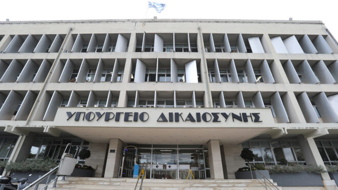 θεσμός-κοινωφελούς-εργασίας-284-καταδικ-563388199