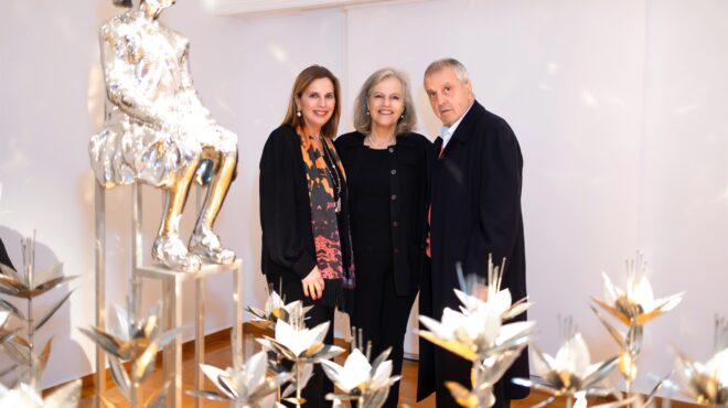 to-ιριδίζον-σύμπαν-των-παιδικών-χρόνων-τ-563385589