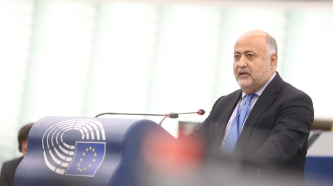 δημήτρης-τσιόδρας-από-σήμερα-ένας-τύπ-563395609