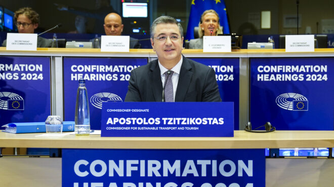 απ-τζιτζικώστας-παραιτήθηκε-από-περι-563352373