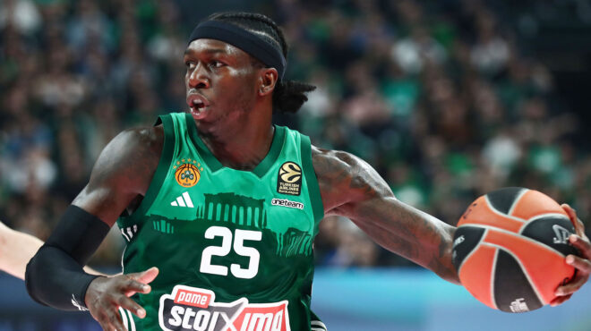 κέντρικ-ναν-σκόρερ-στο-παρκέ-πασέρ-στη-563358286