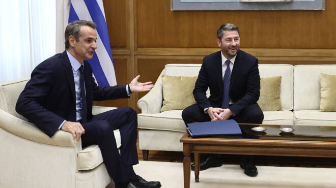 πηγές-πασοκ-για-συνάντηση-μητσοτάκη-563356036