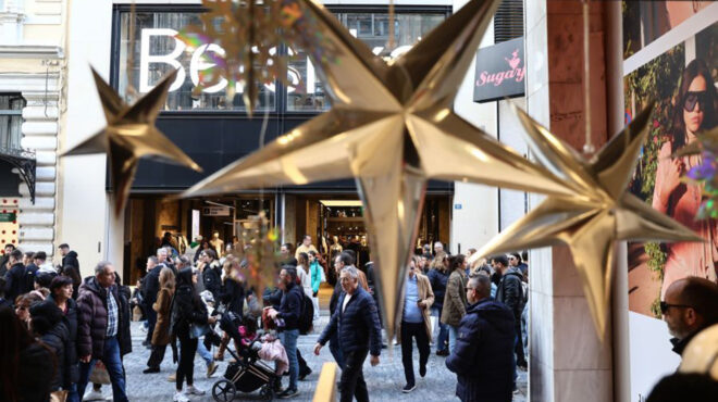 εορταστικό-ωράριο-ανοιχτά-και-την-κυρ-563395345