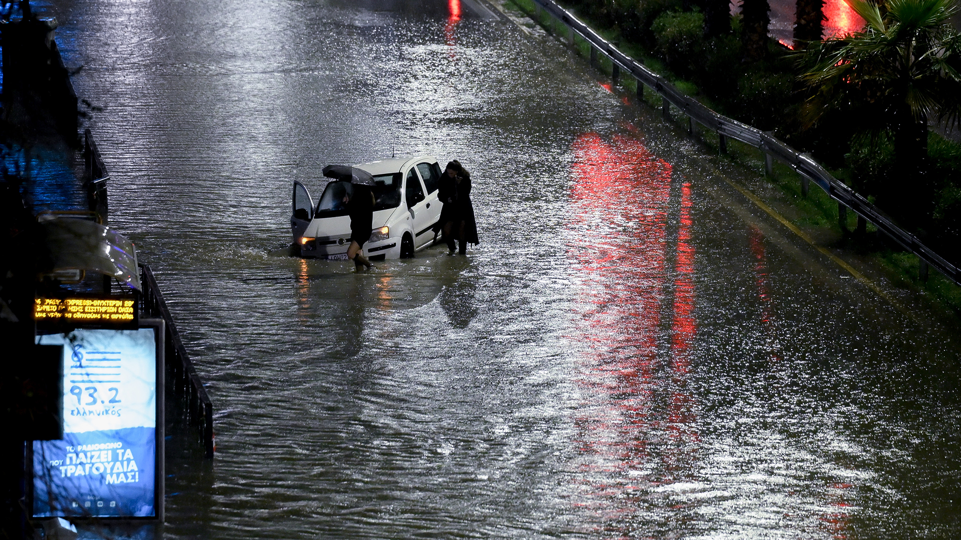 Κακοκαιρία: Πλημμύρισε η Ποσειδώνος, προβλήματα στην Εύβοια – Η πρόγνωση των επόμενων ημερών-1