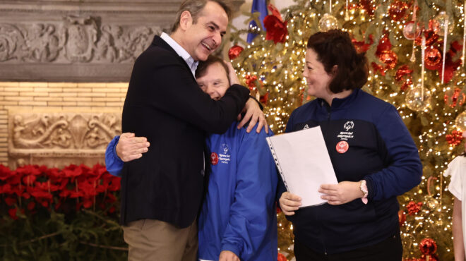 πρωτοχρονιάτικα-κάλαντα-στον-πρωθυπ-563398000