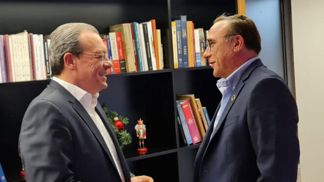 συριζα-ηρεμα-νερά-και-σκληρή-αντιπο-563383468