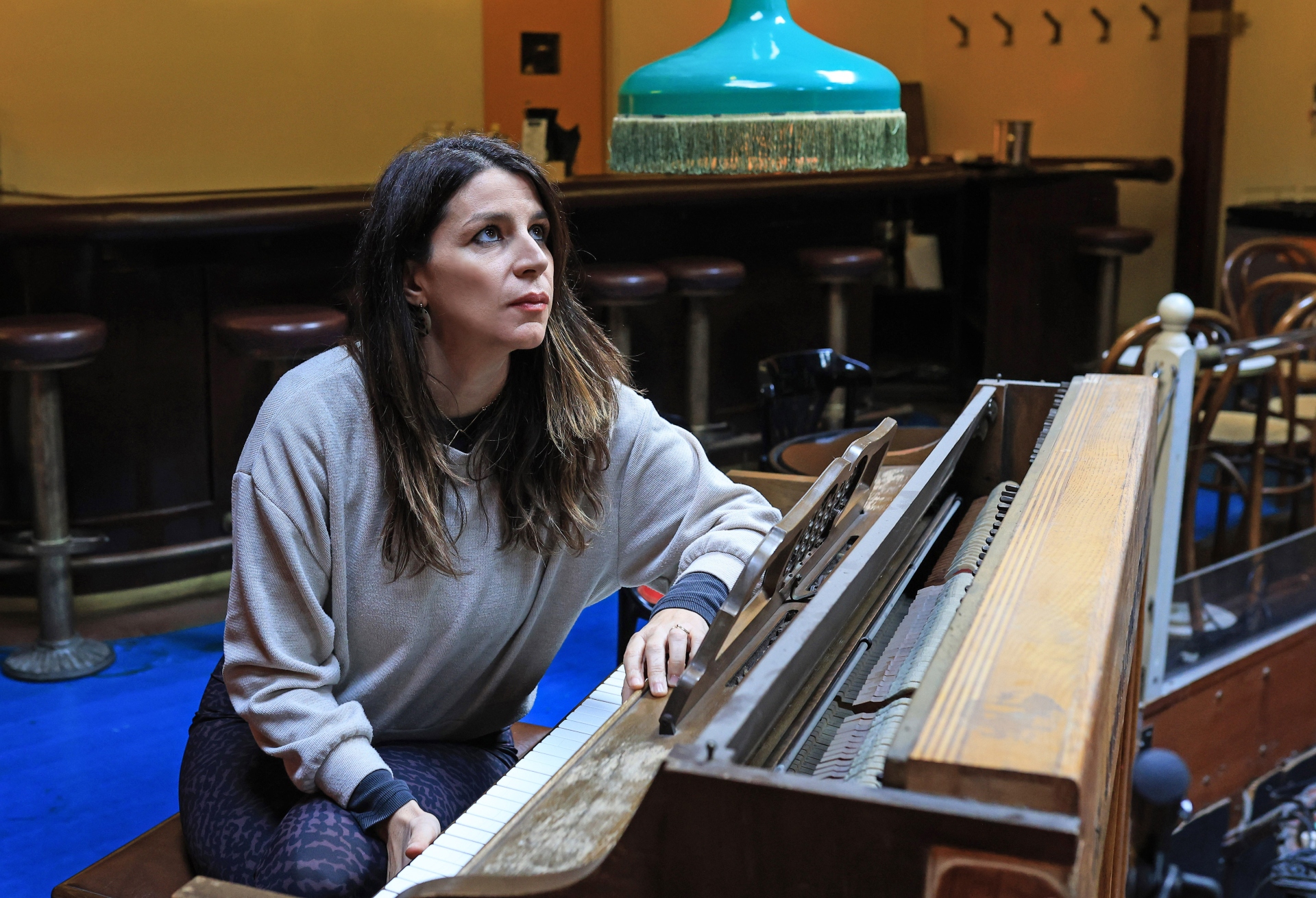 Πολύ μεράκι, πολλή αγάπη και πολύ Κηλαηδόνη – Επιστρέφει το Πατάρι του Λουκιάνου-14