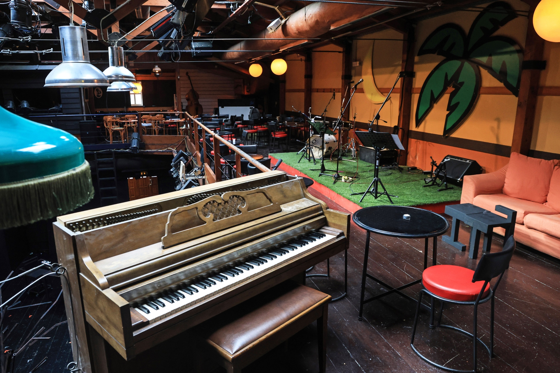 Πολύ μεράκι, πολλή αγάπη και πολύ Κηλαηδόνη – Επιστρέφει το Πατάρι του Λουκιάνου-1