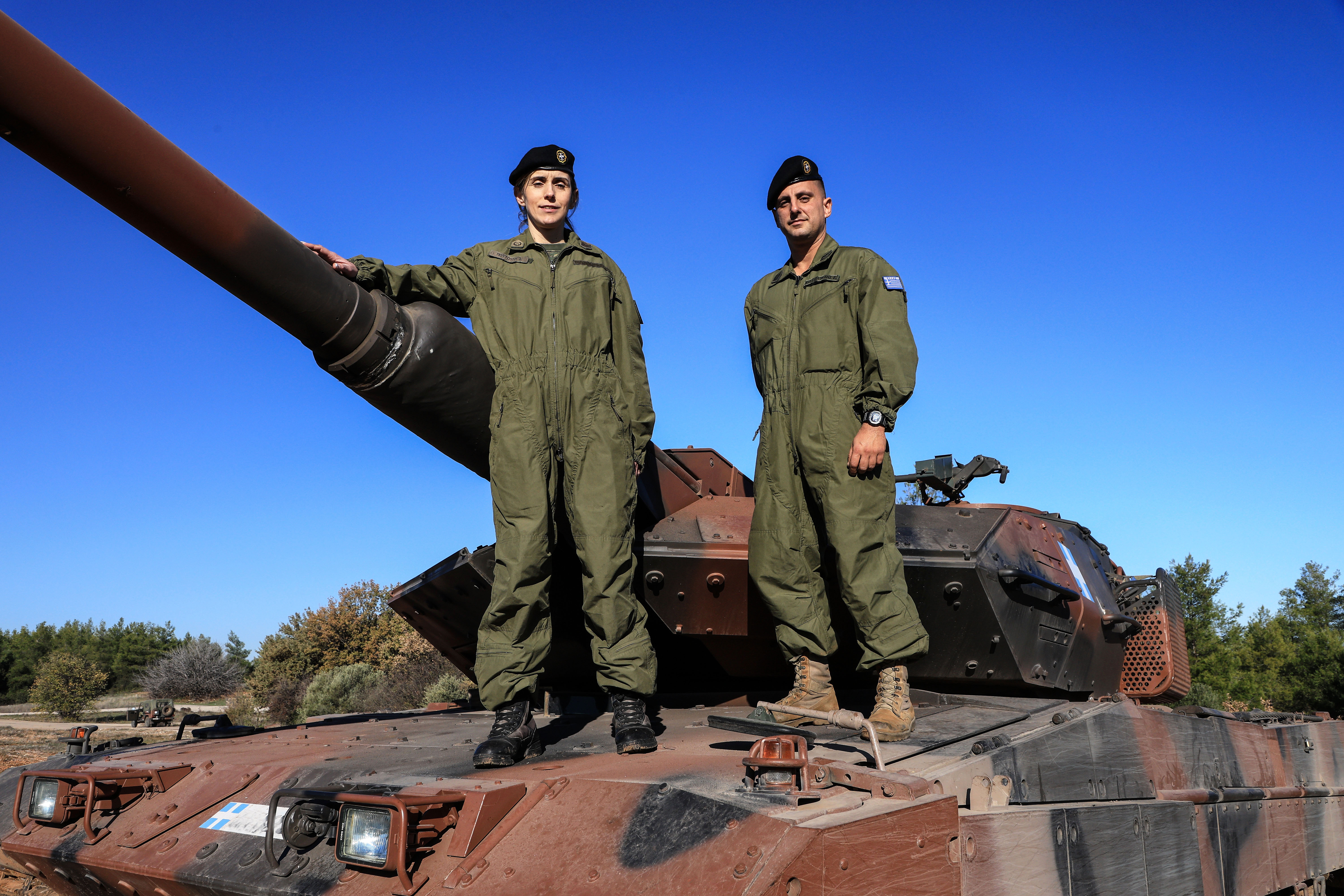 «Η μαμά οδηγεί τανκ»-2