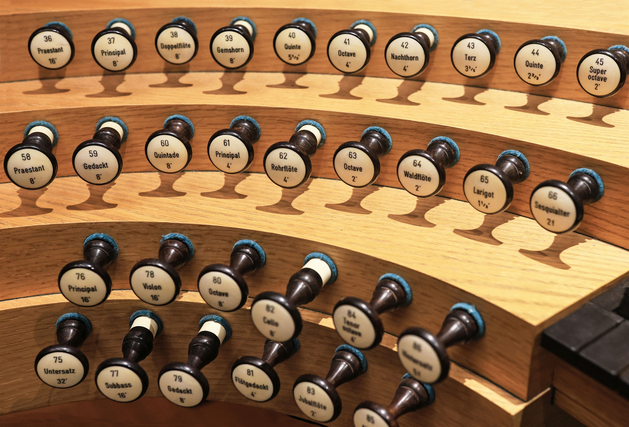 Μια ορχήστρα έξι χιλιάδων πνευστών-3