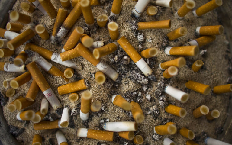 Πόσο απέχουμε από την καθολική απαγόρευση του καπνίσματος;-1