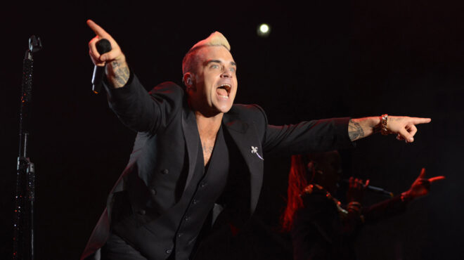 ο-ρόμπι-γουίλιαμς-δίνει-ραντεβού-με-το-563384746