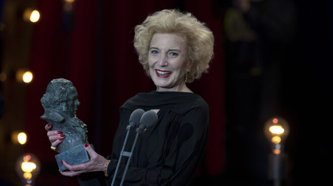 ο-άνθρωπος-πίσω-από-τις-θρυλικές-αφίσε-563378023