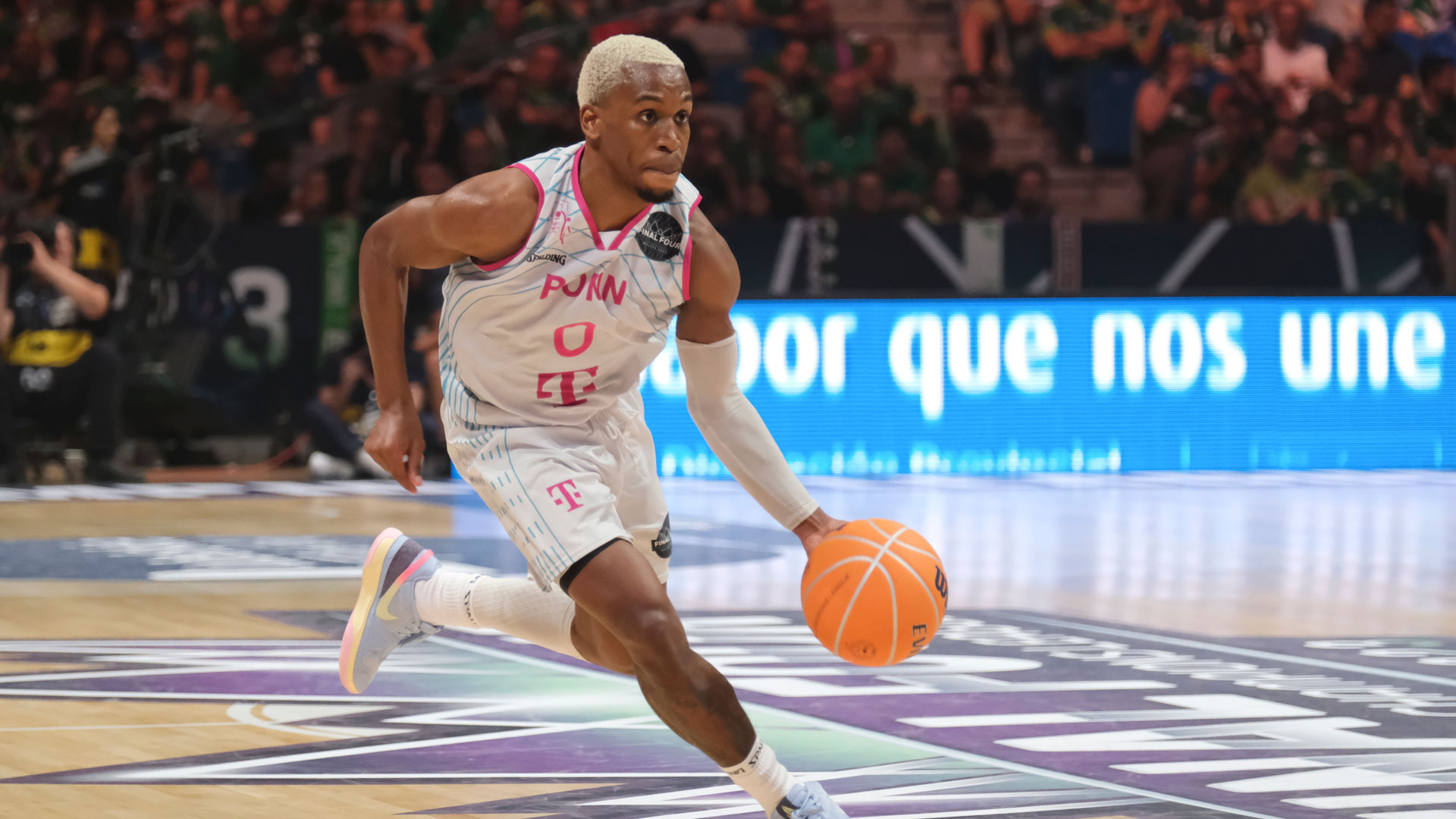 Τι Τζέι Σορτς: Οταν η καρδιά και το ταλέντο «νικούν» το μπόι-1