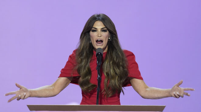 η-κριτική-της-κίμπερλι-γκίλφοϊλ-για-το-563370004